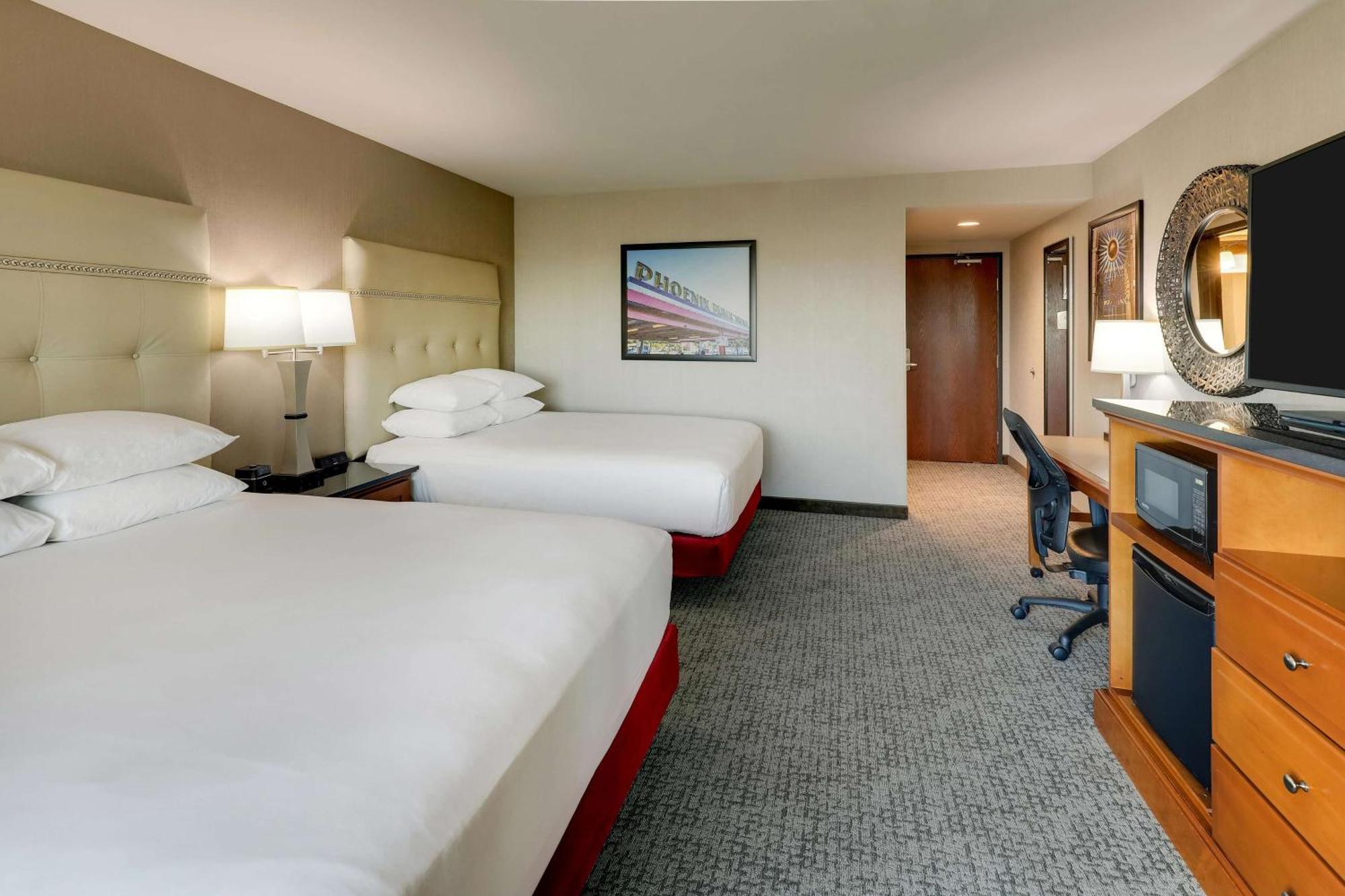 Drury Inn & Suites Phoenix Airport Exteriör bild