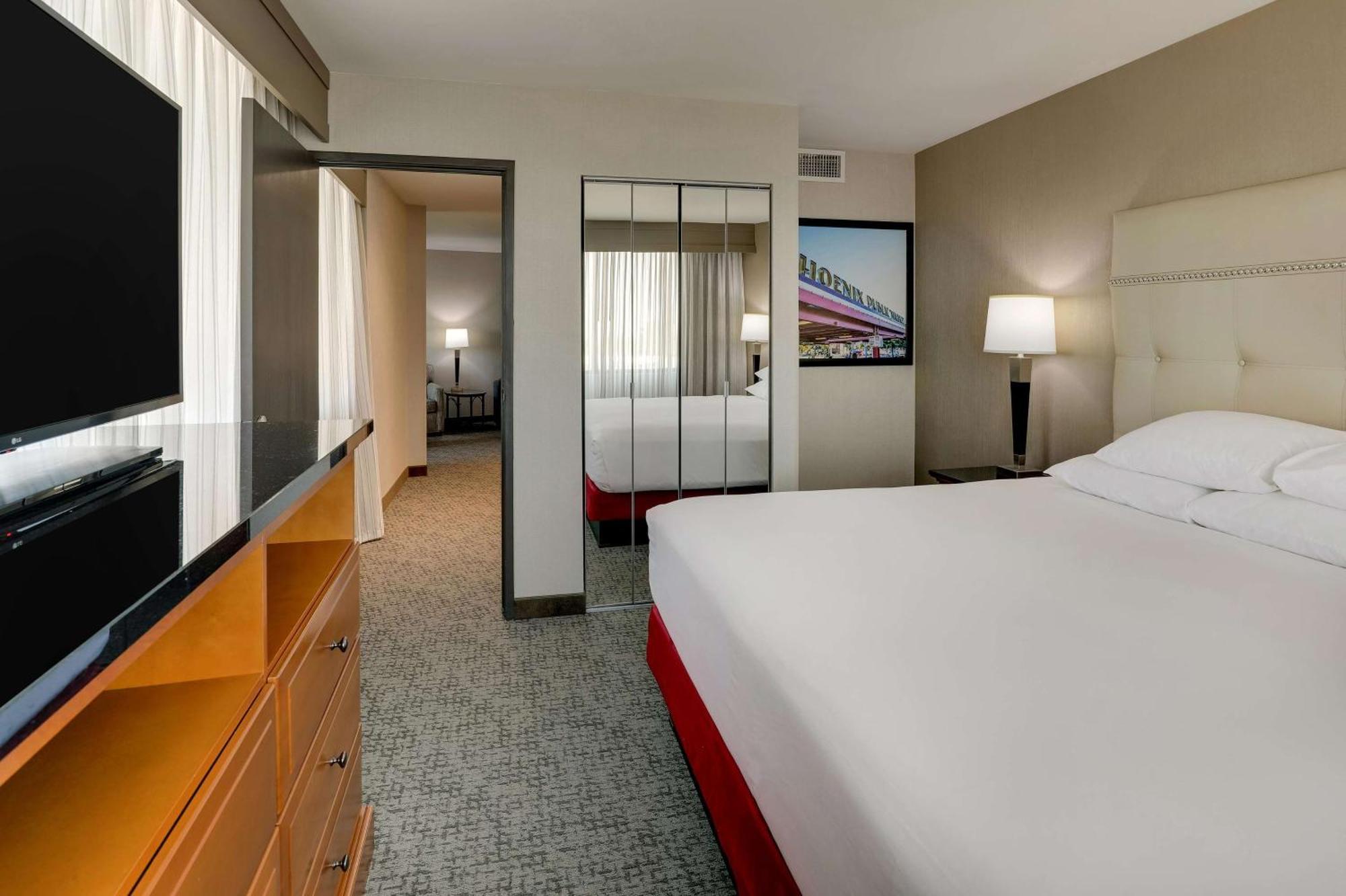 Drury Inn & Suites Phoenix Airport Exteriör bild