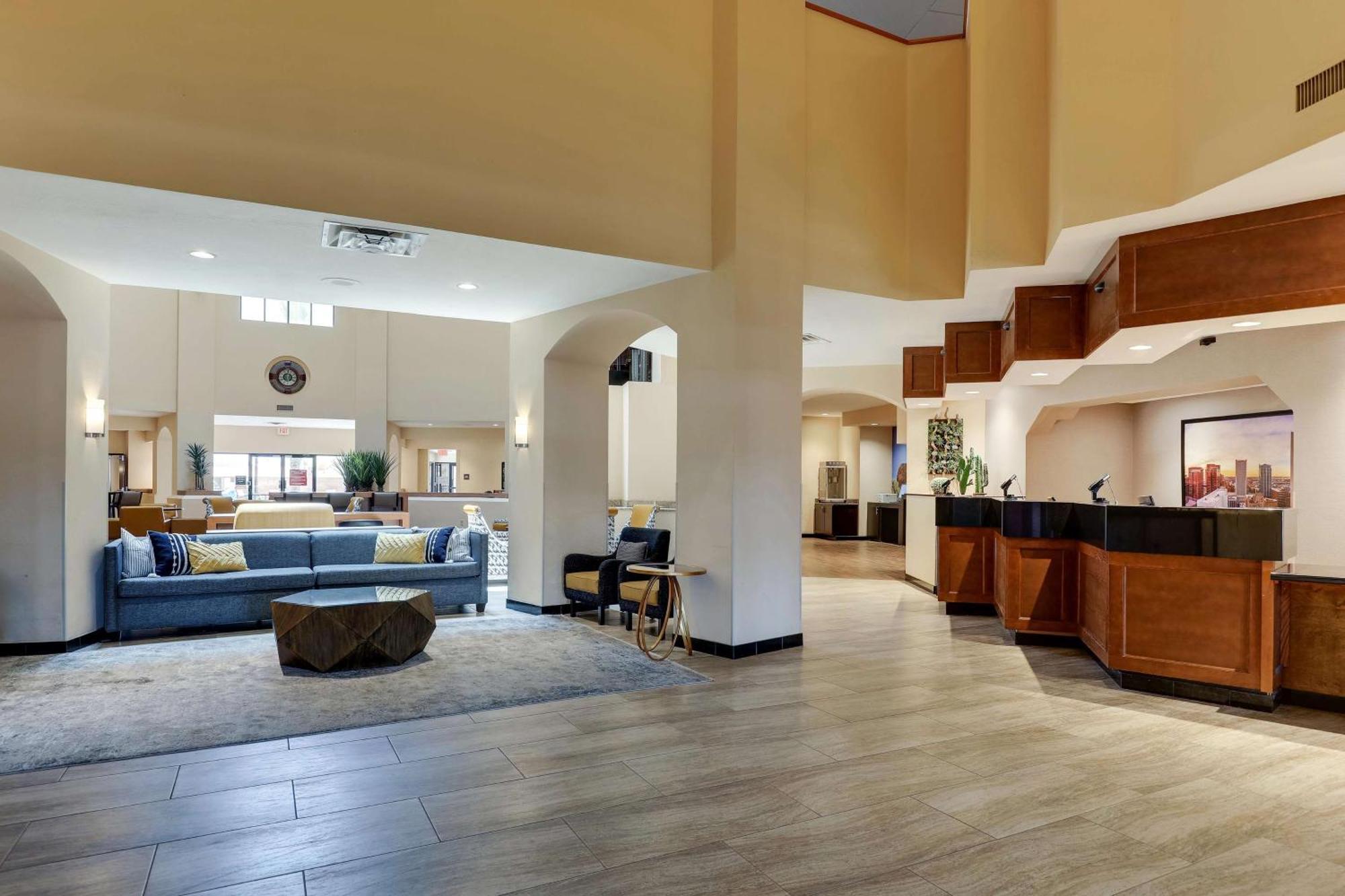 Drury Inn & Suites Phoenix Airport Exteriör bild